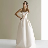 Nádherné svadobné šaty pevne strihané