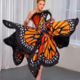 Вечерна рокля-пеперуда