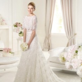 Suknia ślubna z kolekcji Eli Saab 2013 z rękawami