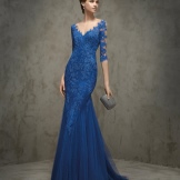 שמלת ערב של פרונוביוס כחולה