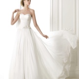 Prononias Airy Wedding Dress