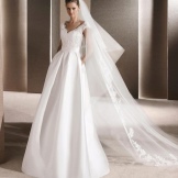 Gaun perkahwinan La Sposa tidaklah cantik