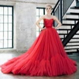فستان شيفون أحمر منتفخ