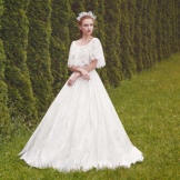 Сватбена рокля в ретро стил Tulipia