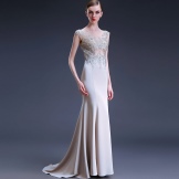 Бяла вечерна рокля от Китай