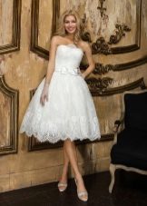Gaun pengantin pendek dari Yusupova Couture