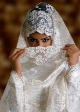 Robe de mariée musulmane avec bordure en dentelle