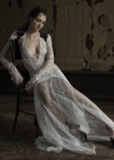 فستان زفاف شفاف VeraWang