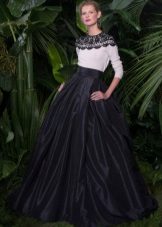 Dolce & Gabbana Bodenlanges Abendkleid mit Ärmeln