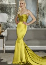 Rochie de seară de sirenă galbenă cu draperie