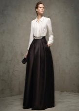 Đầm dạ hội đen trắng từ Pronovias