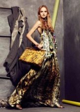 Вечерна рокля на Roberto Cavalli Leopard