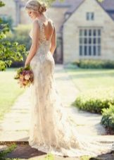 Сватбена рокля с права дантела