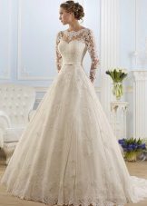 Closed-neck wedding dress from the ROMANCE collection by Naviblue Bridal