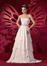 Asimetriska svārku kāzu kleita no To Be Bride 2012