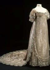 Antik ezüst esküvői ruha