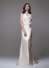 Elegant straight wedding dress
