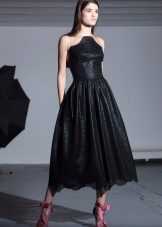 فستان زفاف ميدي أسود لأمسية رسمية
