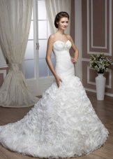Луксозна сватбена рокля от русалка Хадаса