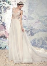 Vestido de novia de la colección Hellas con tren