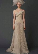 Svatební šaty ze sbírky 2012 od Vera Wong