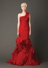 Vera Wong κόκκινο νυφικό φόρεμα με κουρέλια