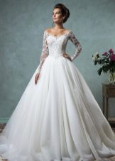 Vestuvinė suknelė balta nuostabi su rankovėmis