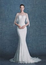 Wedding dress with sleeves white