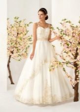 Mleczna suknia ślubna
