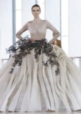 Gaun pengantin dari Stephen Roland