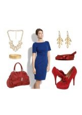 Accessoris vermells per a un vestit blau marí