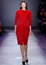 Црвена плетена хаљина