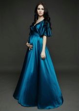 שמלת הריון הכחולה