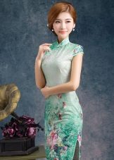 Qipao dress (Chinese style)