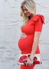 Vestido de maternidad rojo