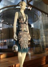 „Gatsby“ stiliaus trumpa suknelė