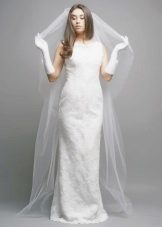 Długa suknia ślubna z płaszczem żakardowym