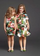 שמלות עם הדפס לילדה של 4 שנים
