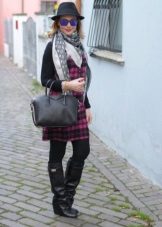 autumn look with checkered dress
