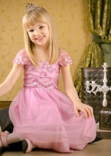 Абитуриентска рокля в детска градина розово с ръкави