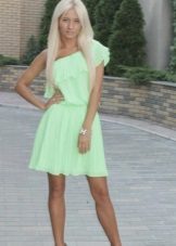 Short green dress