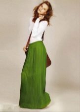 zelena plisirana elastična suknja