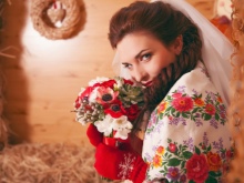Kāzu līgavas attēls krievu stilā