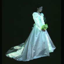 Vestido de casamento luminoso