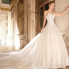 Luxurious wedding dress with a train for the chapel