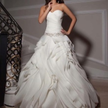 Кристален дизайн сватбена рокля
