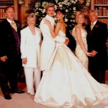 Váy cưới V. Beckham