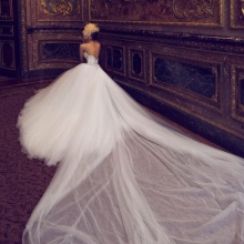 Šifónové 2016 dlouhé vlakové svatební šaty