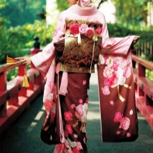 Robe de mariée japonaise rouge