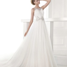 Empire Style Wedding Dress 2015 od Pronovias